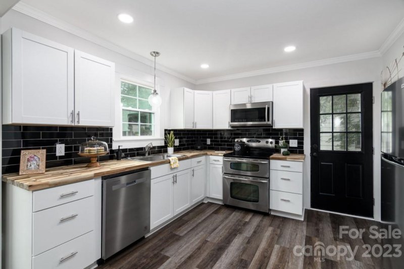 Property image 2 at 427 Rich Street, Rock Hill, SC 29730