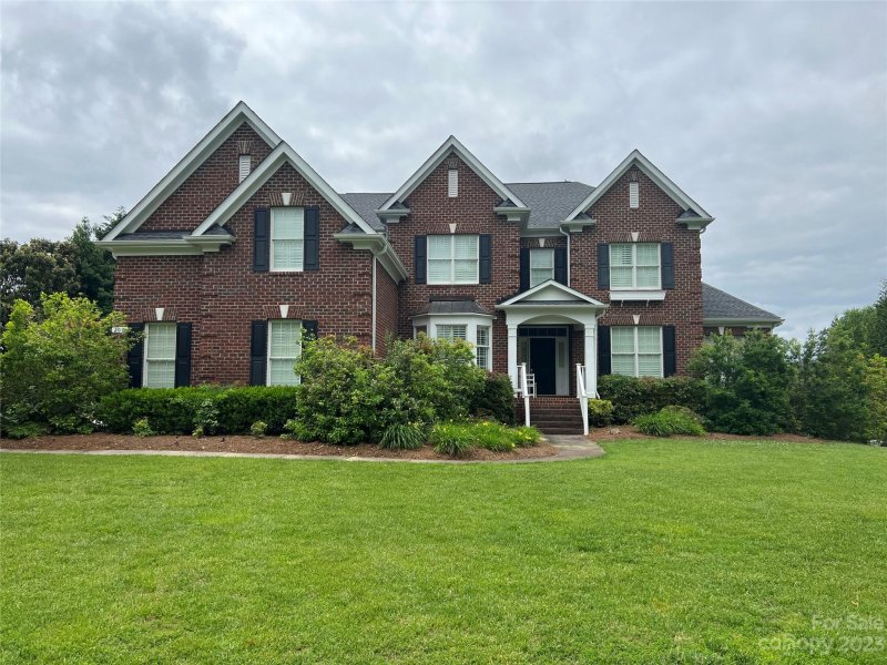 208 Cattle Ridge Road