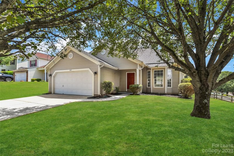 1025 Duck Point Drive