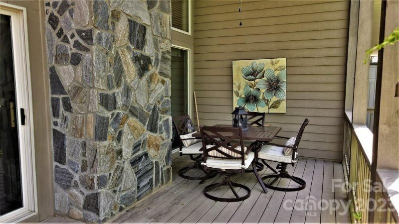 Property image 5 at 120 White Oak Pointe, Whittier, NC 28789