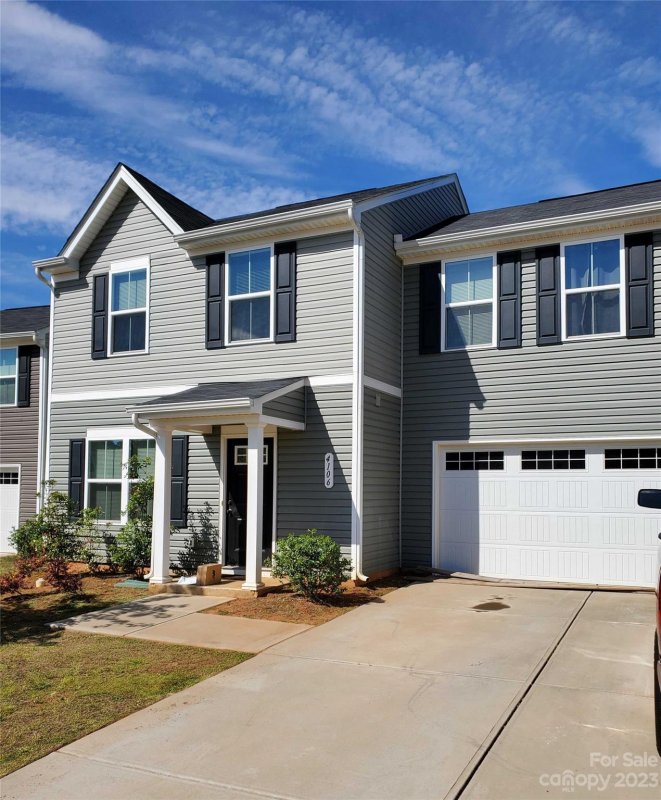 Property image 2 at 4106 Robinson Park Drive, Charlotte, NC 28215