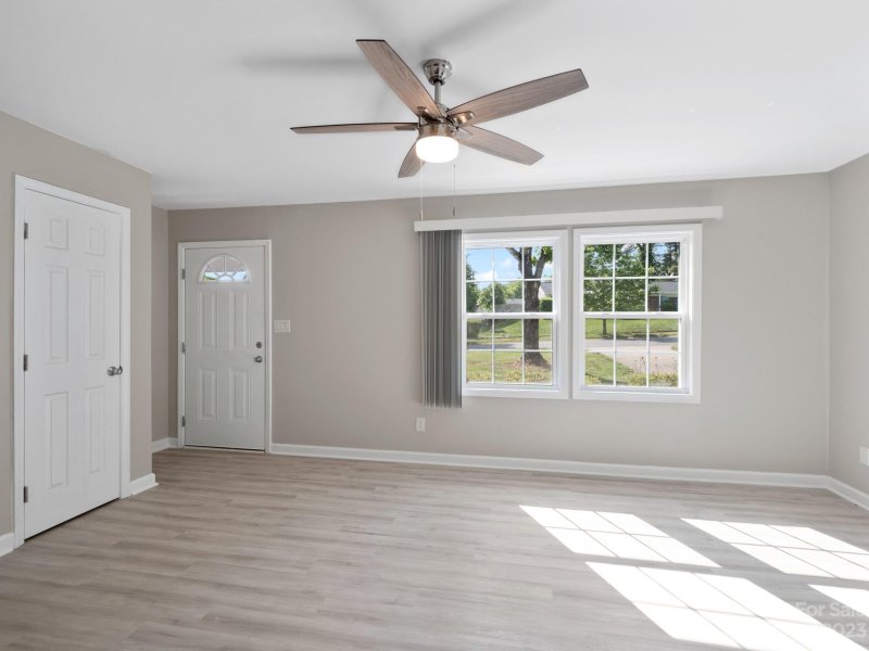 Property image 5 at 3610 Braden Drive, Charlotte, NC 28216