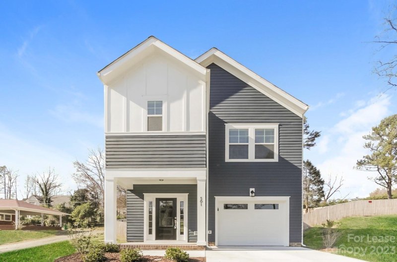 Property image 2 at 501 Owen Boulevard, Charlotte, NC 28213