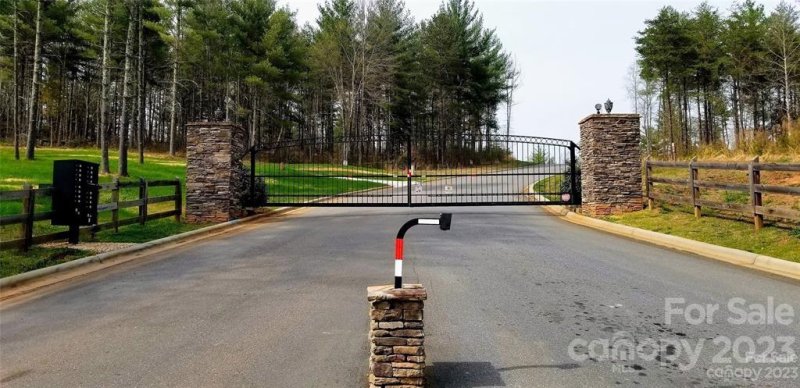 Property image 3 at 3125 Bear Paw Avenue, Valdese, NC 28690