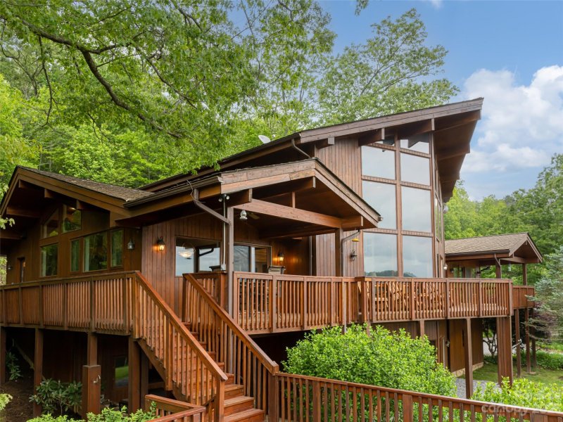 Property image 4 at 323 Lucky Lane, Clyde, NC 28721