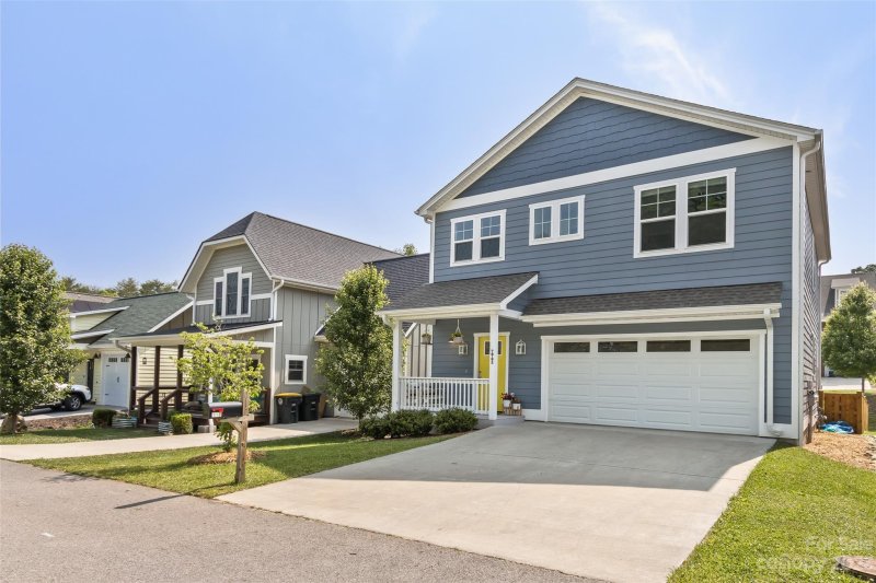 Property image 2 at 118 Green Creek Loop, Asheville, NC 28804