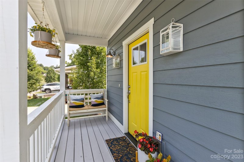 Property image 4 at 118 Green Creek Loop, Asheville, NC 28804