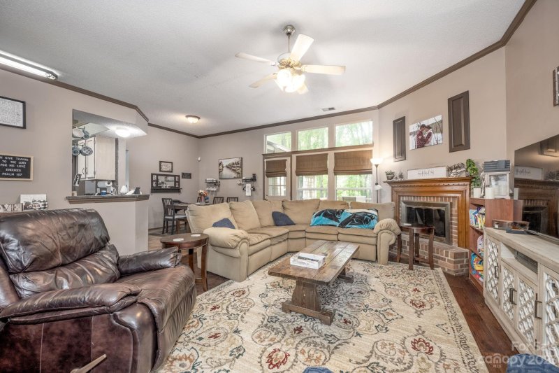 Property image 3 at 12806 Hedgeway Drive, Charlotte, NC 28278