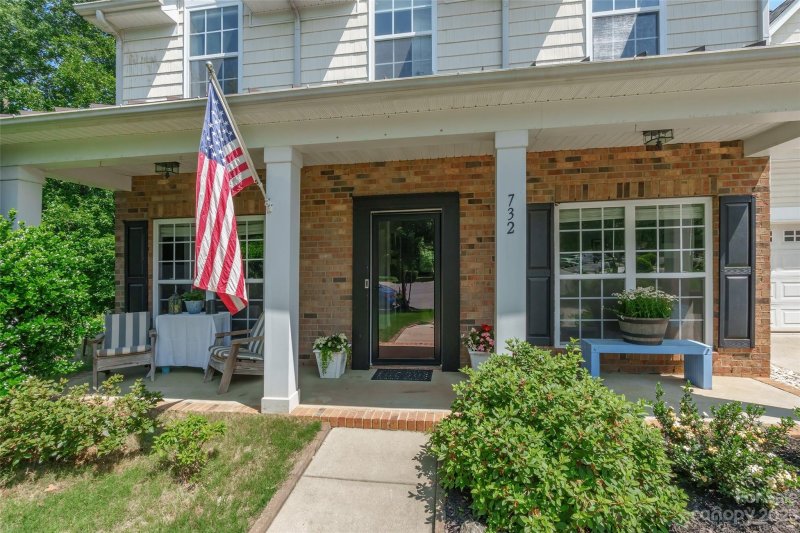 Property image 2 at 732 Ravenglass Drive, Fort Mill, SC 29715
