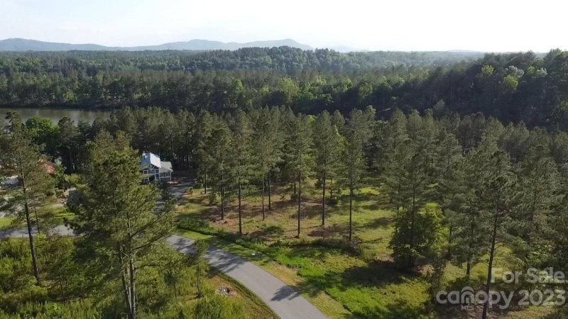 Property image 3 at 1805 Coveside Drive, Granite Falls, NC 28613