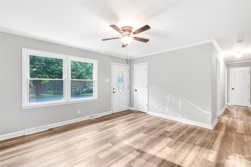 Property image 5 at 1053 Shenandoah Drive, Gastonia, NC 28052