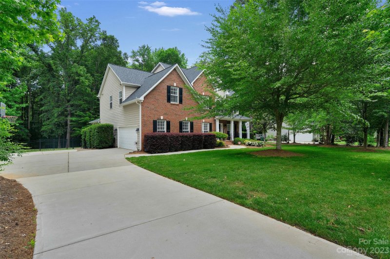 Property image 5 at 5621 Turkey Oak Drive, Mint Hill, NC 28227