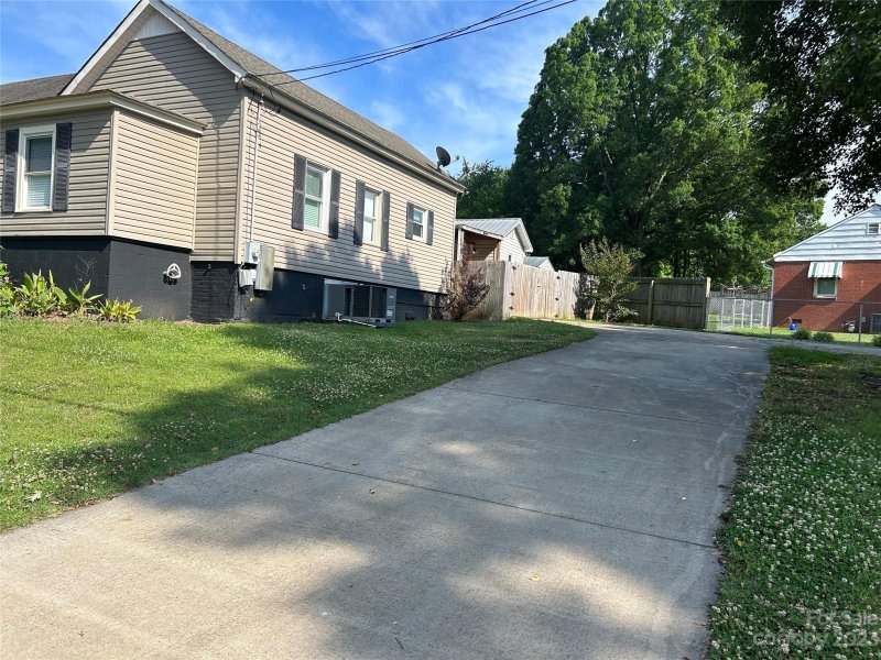 Property image 2 at 211 Calhoun Street, Fort Mill, SC 29715