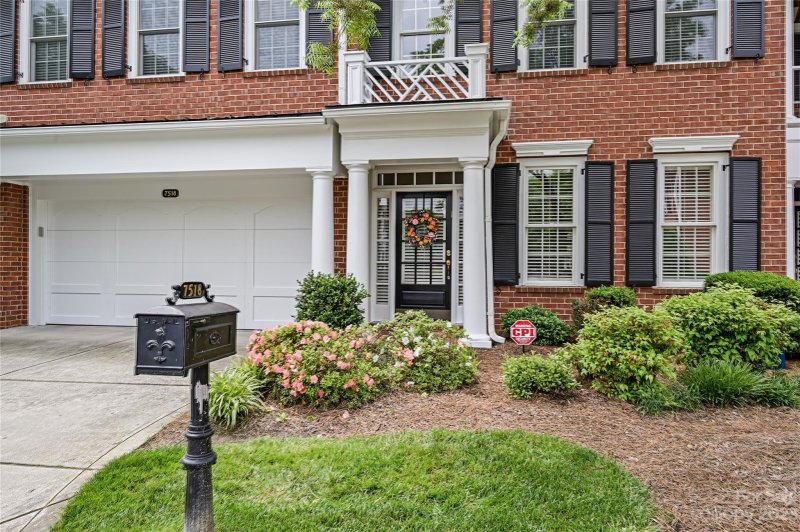 Property image 2 at 7518 Bluestar Lane, Charlotte, NC 28226