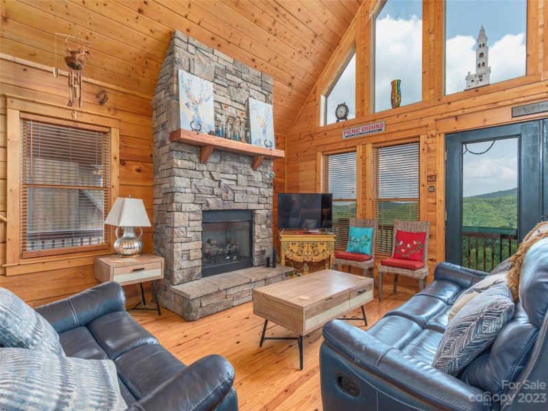 Property image 2 at 121 Scenic Wolf Drive, Mars Hill, NC 28754