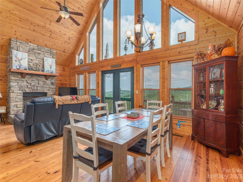 Property image 4 at 121 Scenic Wolf Drive, Mars Hill, NC 28754