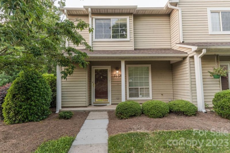 Property image 2 at 1654 Robins Nest Court, Gastonia, NC 28054