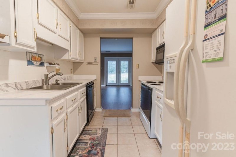 Property image 5 at 1654 Robins Nest Court, Gastonia, NC 28054