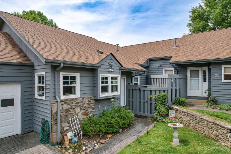 Property image 2 at 13a Windflower Court, Asheville, NC 28805