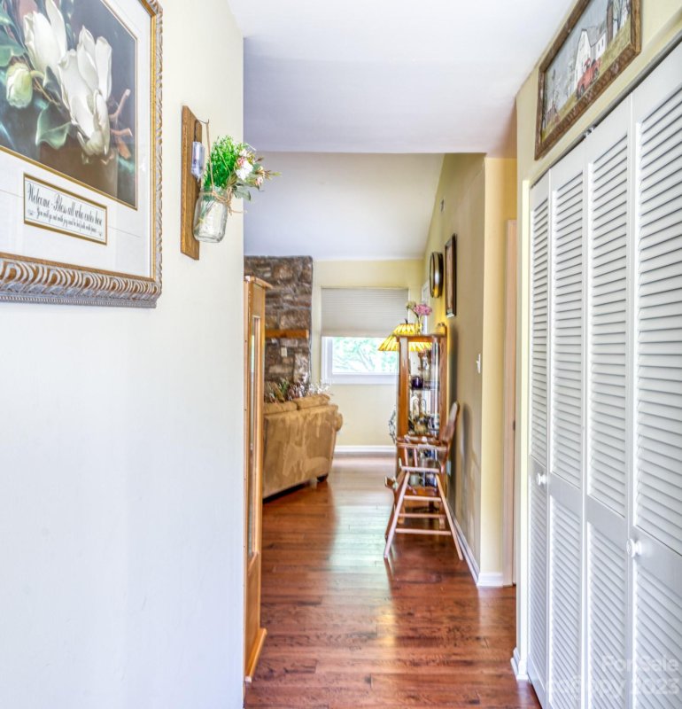 Property image 5 at 13a Windflower Court, Asheville, NC 28805