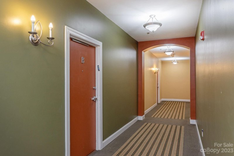 Property image 4 at 475 Church Street, Hendersonville, NC 28792