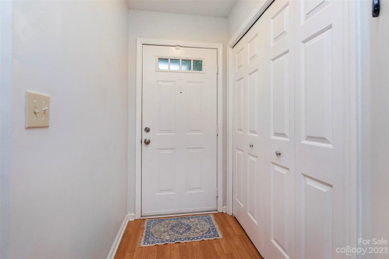 Property image 3 at 1232 Maple Shade Lane, Charlotte, NC 28270