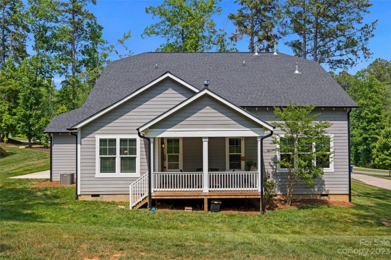 Property image 2 at 4201 Island Fox Lane, Denver, NC 28037