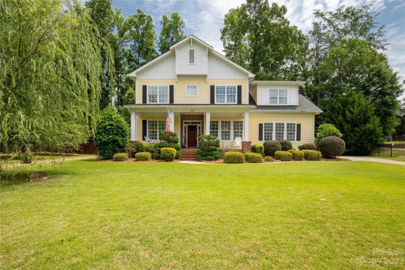 434 Leaf Arbor Court