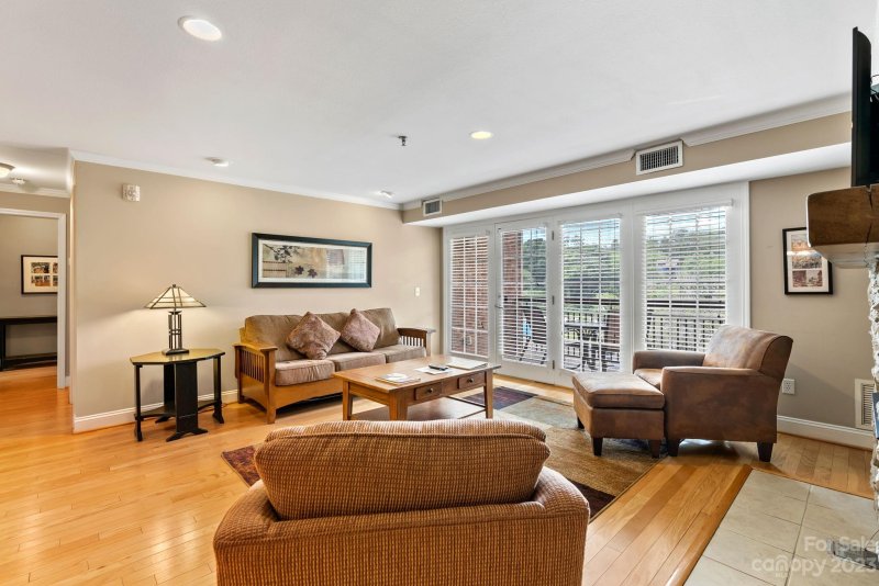 Property image 4 at 306 Bowling Park Road, Asheville, NC 28803