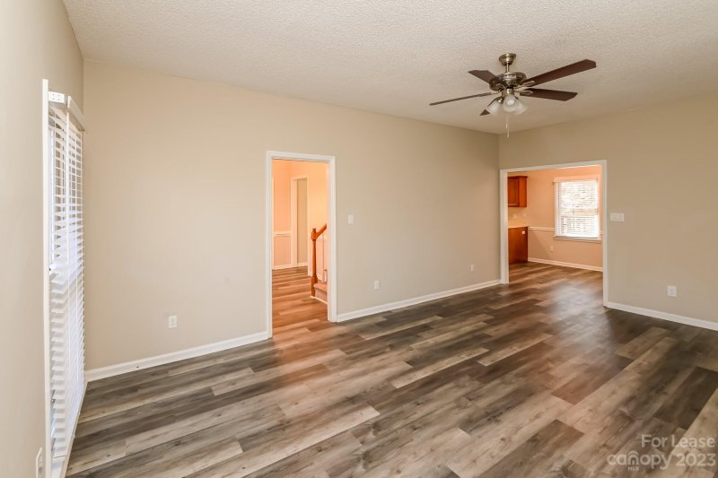 Property image 4 at 3324 Brownes Ferry Road, Charlotte, NC 28269