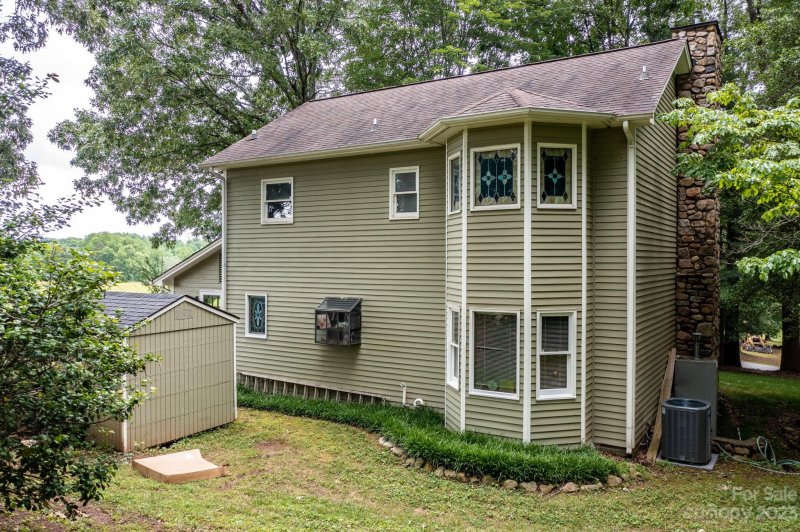 Property image 5 at 1564 Kenlane Drive, Hickory, NC 28601