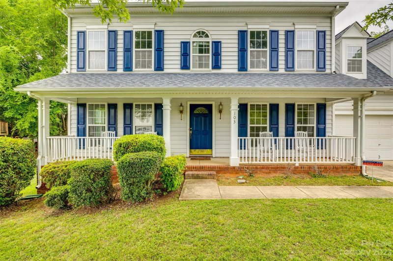 103 Knob Hill Court
