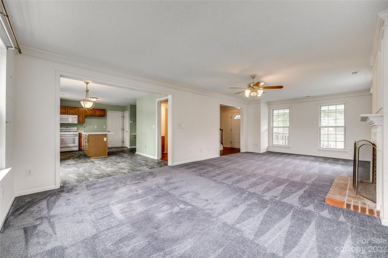Property image 5 at 103 Knob Hill Court, Fort Mill, SC 29715