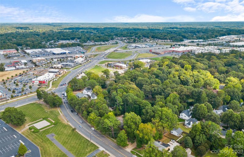 Property image 2 at 2318 Rama Road, Charlotte, NC 28212