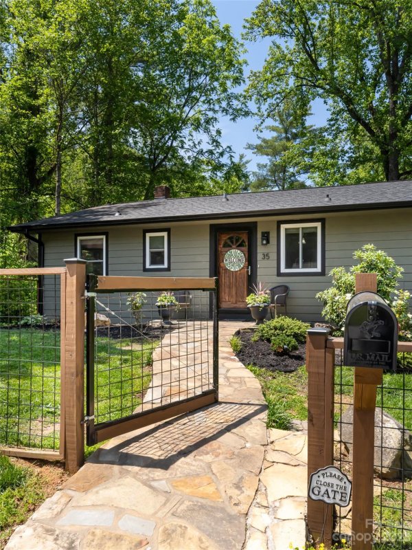 Property image 2 at 35 Leisure Mountain Road, Asheville, NC 28804