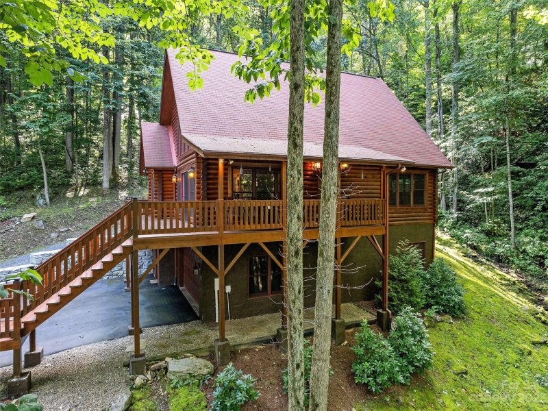 Property image 2 at 92 Giyuga Trail, Maggie Valley, NC 28751