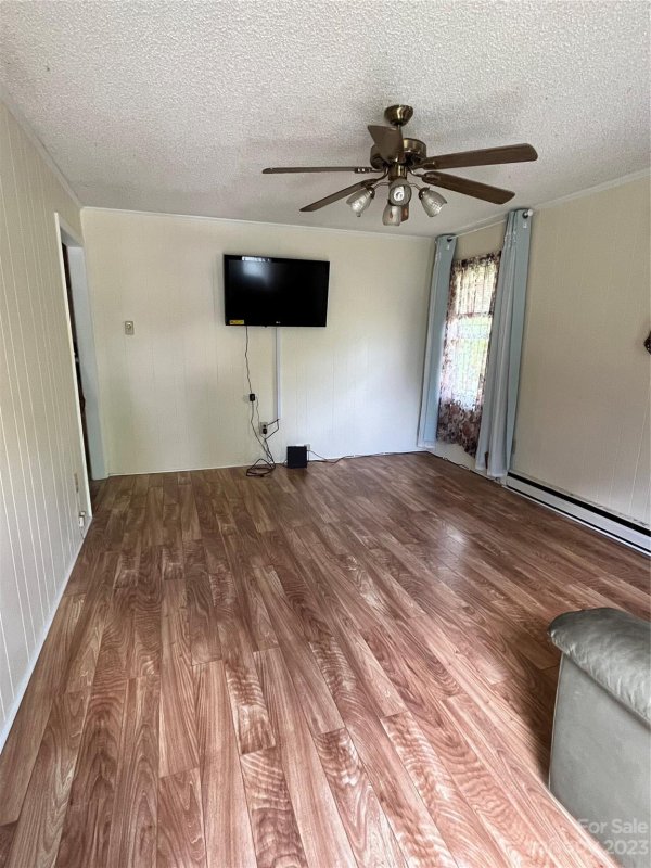 Property image 3 at 821 3rd Avenue, Hendersonville, NC 28739