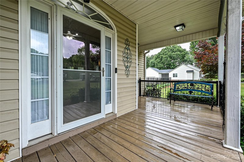 Property image 3 at 310 Little Daisy Lane, York, SC 29745
