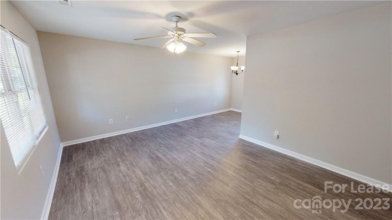 Property image 3 at 629 Kingville Drive, Charlotte, NC 28213