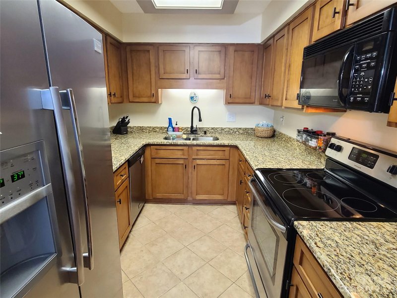 Property image 4 at 703 21st Avenue, Hickory, NC 28601