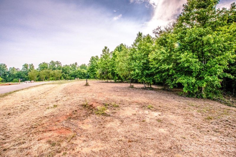 Property image 5 at 160 Pumice Drive, Statesville, NC 28625