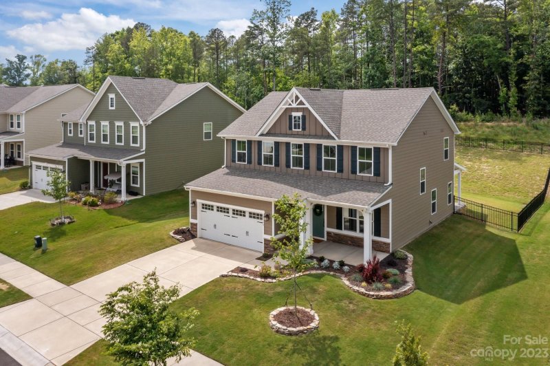 Property image 2 at 10348 Paper Birch Drive, Charlotte, NC 28215