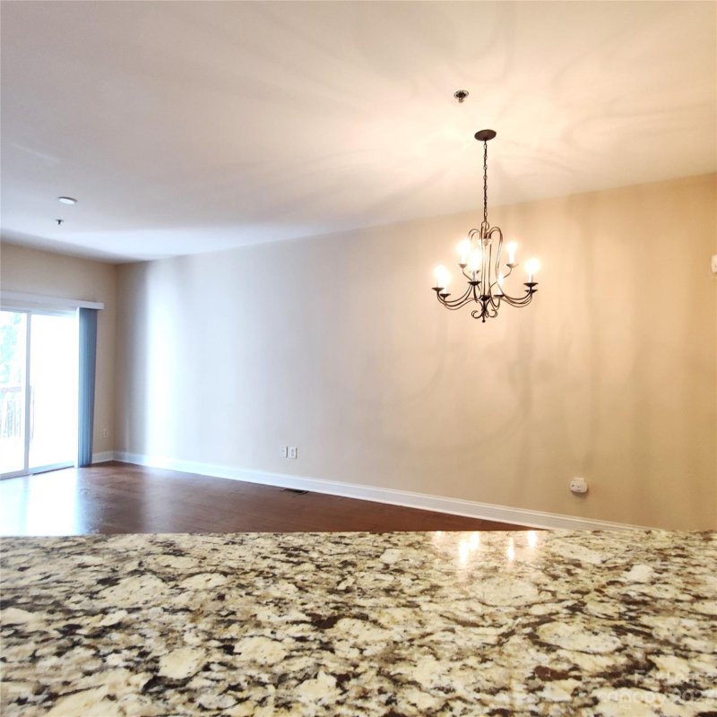 Property image 5 at 6956 Park Place Drive, Charlotte, NC 28262