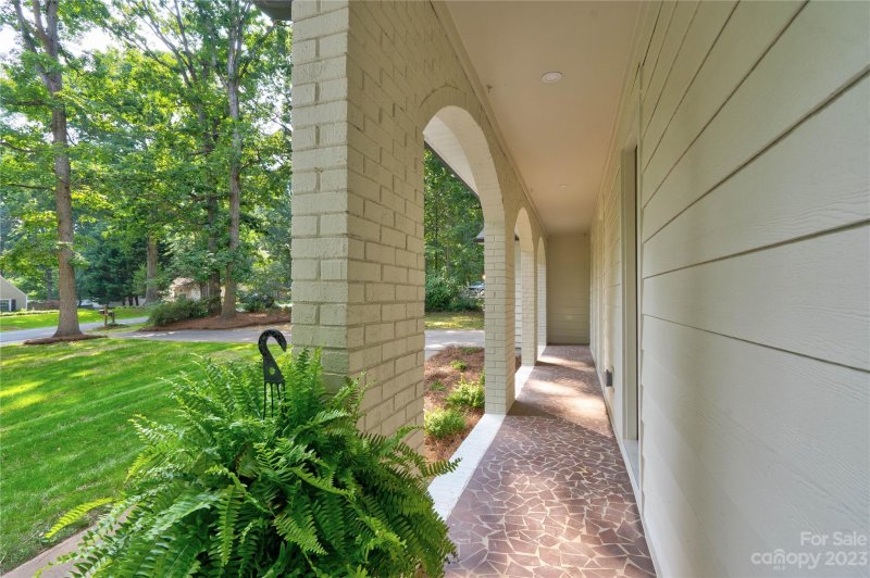 Property image 4 at 2412 Woodleigh Drive, Gastonia, NC 28056