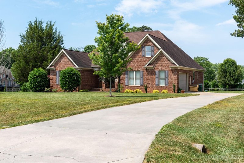 Property image 2 at 231 Davis Farm Drive, Salisbury, NC 28147