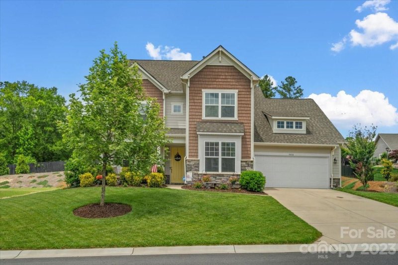 Property image 2 at 5018 Whitemarsh Court, Lancaster, SC 29720