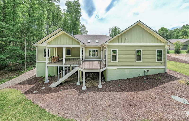 Property image 4 at 172 N Ridgeview Hill Drive, Hendersonville, NC 28791