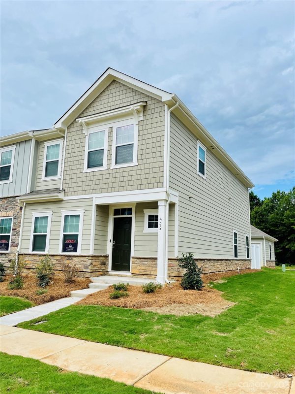 Property image 2 at 402 Sagecroft Lane, Indian Trail, NC 28079