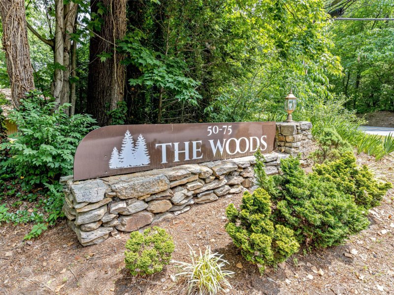 Property image 2 at 50 Maxine Lane, Hendersonville, NC 28739