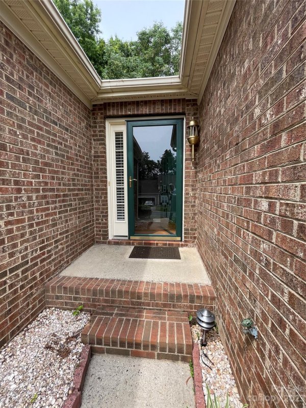 Property image 2 at 9715 Baxter Caldwell Drive, Charlotte, NC 28213